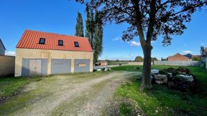 Photo 1- click for photo gallery